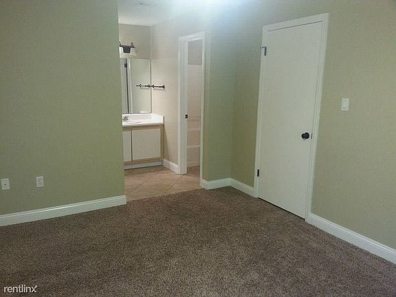 3rd image of 2092 S Sherwood Dr APT F41