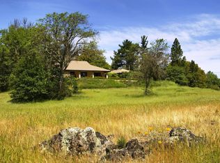 875 N White Cottage Rd, Angwin, CA 94508