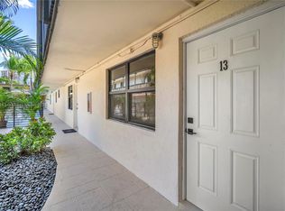 3265 Virginia St APT 13, Miami, FL 33133
