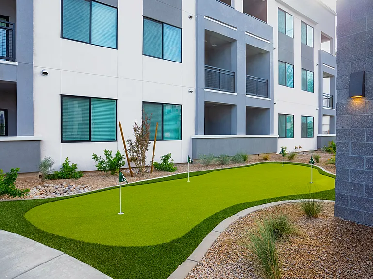 Avery Upscale Apartments — Photo 7