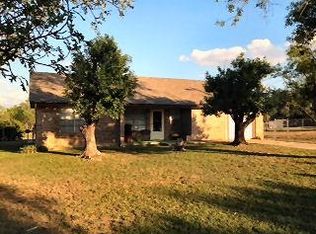 103 N River Oaks Dr, Burnet, TX 78611