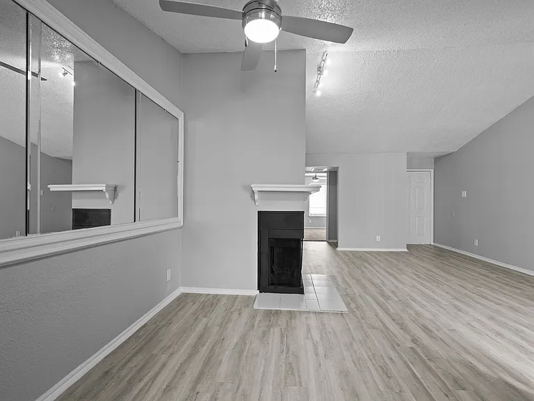 The Azul Apartments — Photo 41