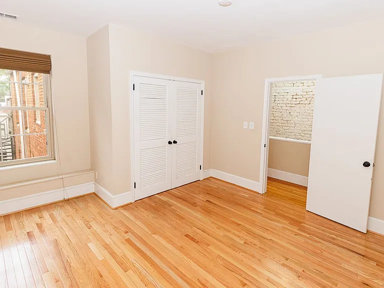 1738 T St NW #4 — Photo 19