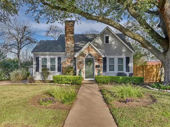 103 E Val Verde, Brenham, TX 77833