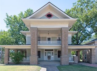 206 S Sims Ave, Bryan, TX 77803