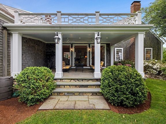 3rd image of 39 Bay Pond Rd