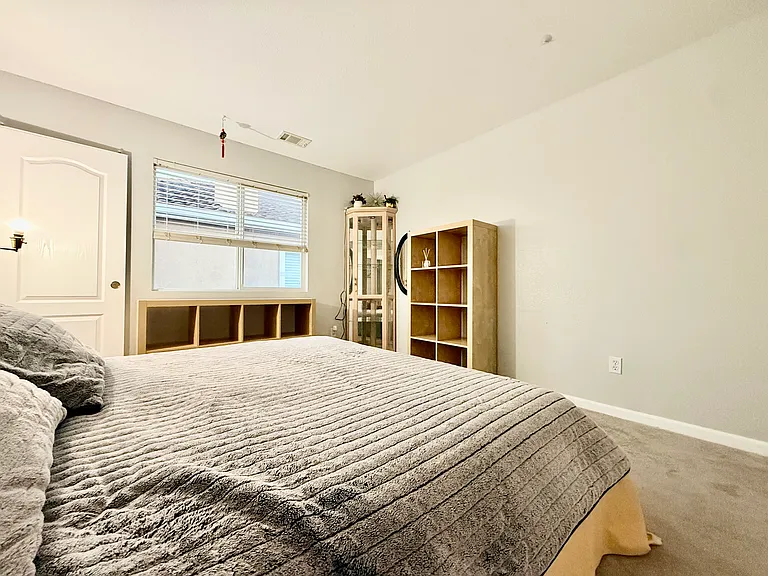 64 Spikerush Cir — Photo 11