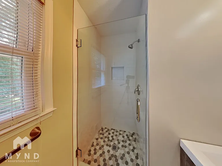 1645 Brantford Dr — Photo 20