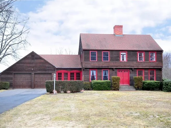 990 Russell Avenue, Suffield, CT 06078