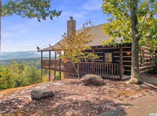 1709 Pine Grove Rd, Sevierville, TN 37876