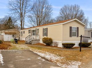 5 Wanda Ln, Exeter, NH 03833