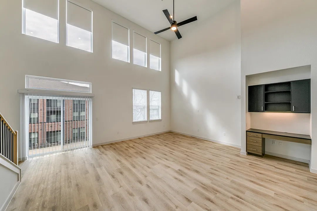 Burnett Lofts at Bishop Ridge — Photo 3