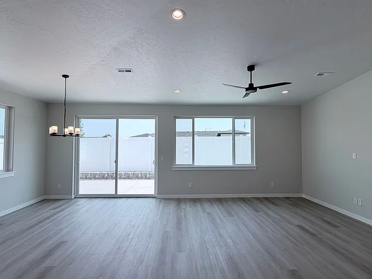 3375 S Nelson St — Photo 10