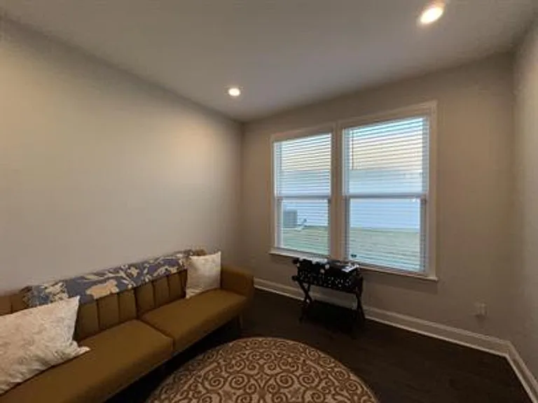 653 Sunfish Way — Photo 31