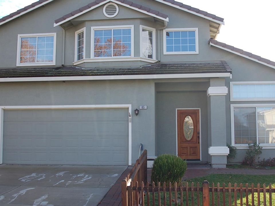 1st image of 1651 Foxwood St
