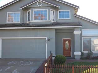 1651 Foxwood St, Hollister, CA 95023