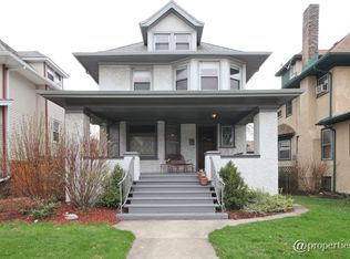 525 S Ridgeland Ave, Oak Park, IL 60304