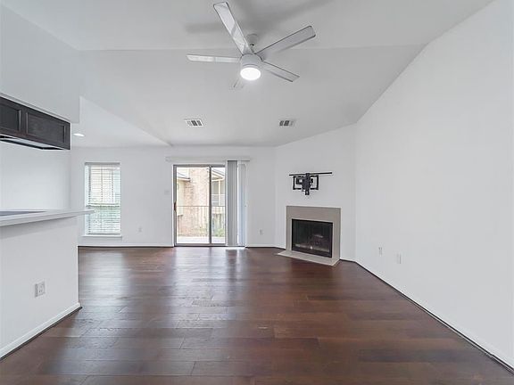 3rd image of 11201 Lynbrook Dr APT 3108