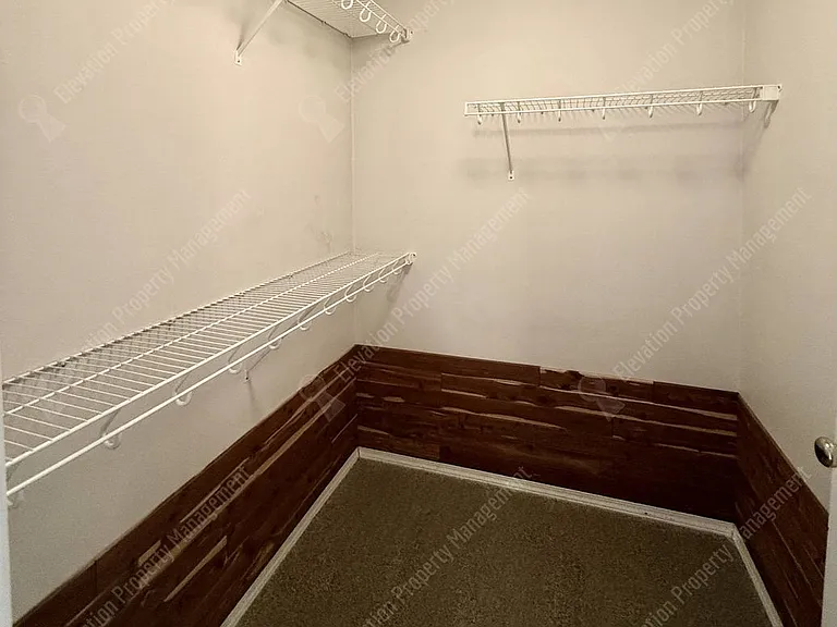 1299 NE Glacier Ridge Rd — Photo 15