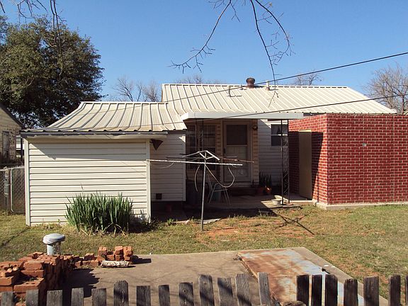 2nd image of 2411 Inglewood Dr