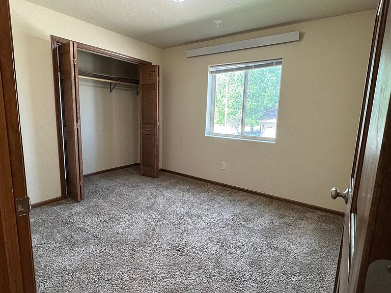 4210 Kateland St — Photo 40