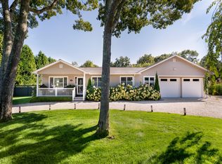 60 Lynncliff Rd, Hampton Bays, NY 11946