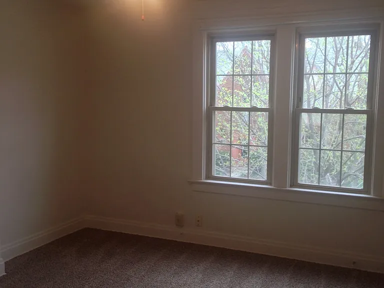 437-451 Rhoads Ave — Photo 40