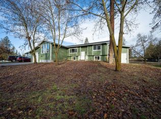 11448 W Meadowview Ln, Nine Mile Falls, WA 99026