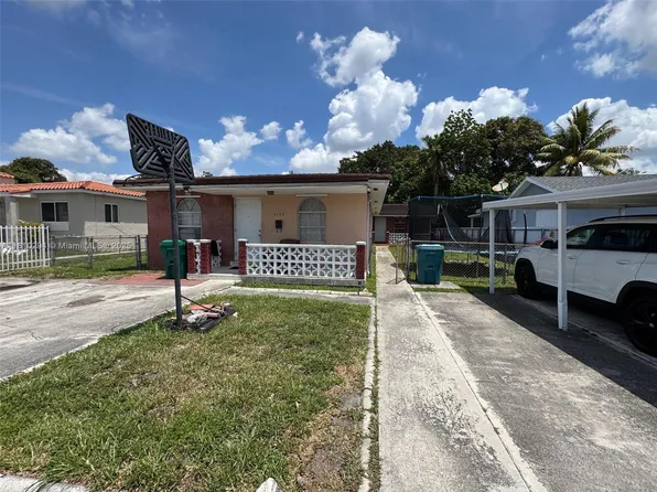 5131 NW 4th St, Miami, FL 33126