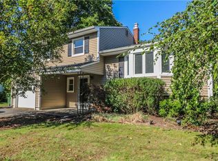 39 Outcalt Rd, Edison, NJ 08817