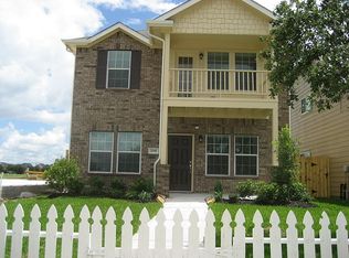 7346 Autumn Sun Dr, Houston, TX 77083