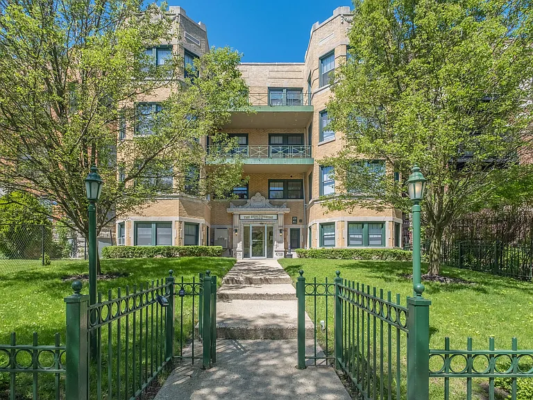 4706 N Beacon — Photo 44