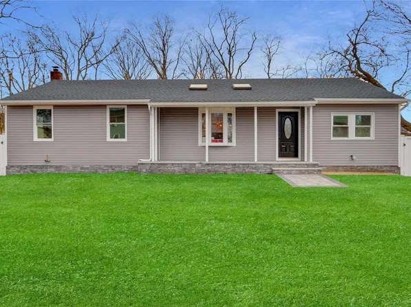 6 Madison Avenue, Amityville, NY 11701