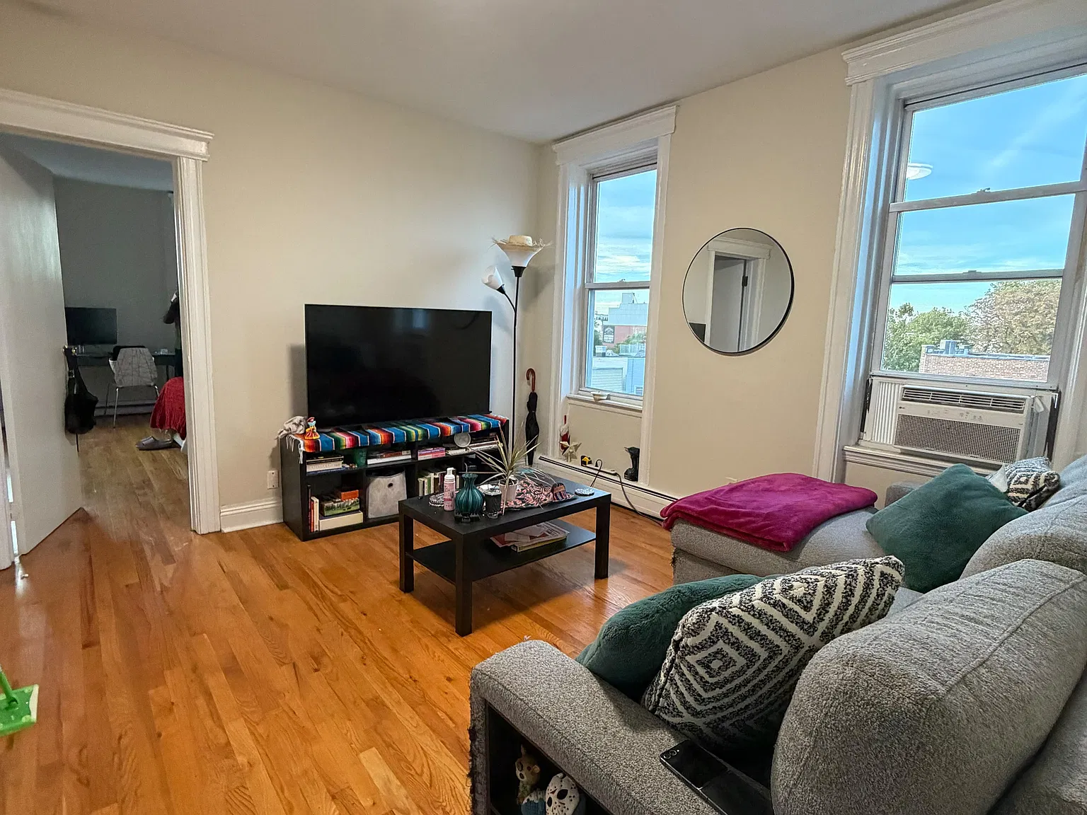 1 bed, 700 sqft, $1,850 — Photo 4
