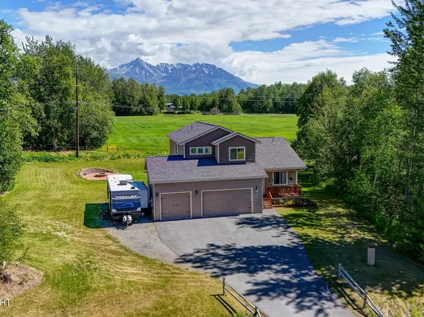 10775 E Meadowlark Cir, Palmer, AK 99645
