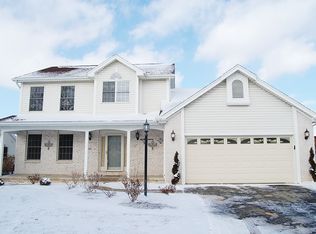 505 Bridgeview Dr, Perrysburg, OH 43551
