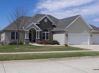 1760 S Rhode Island Ct, Mason City, IA 50401