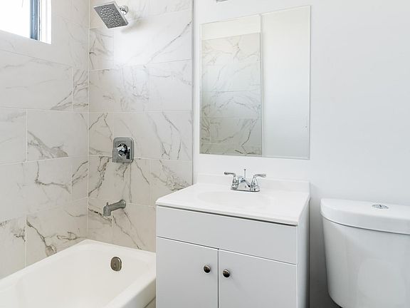 5th image of 502 S Myers St #4