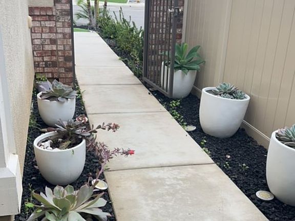 3rd image of 35540 Asturian Way