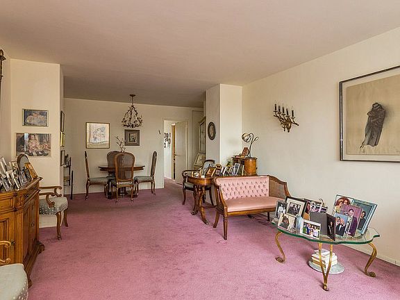 2nd image of 7025 Yellowstone Blvd APT 8N