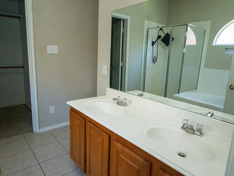 1407 Hazelwood Dr — Photo 25