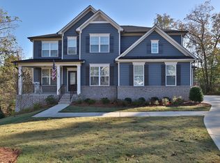 8460 Post Oak Ln, Gainesville, GA 30506