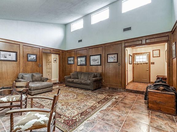 5th image of 1206 Jungle Dr