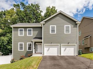 157 Canterbury Rd, Springfield, MA 01118