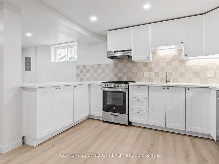 93C Tarquin Cres #C — Photo 8