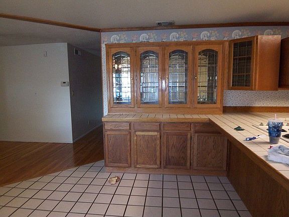 3rd image of 10605 Chardonay Dr