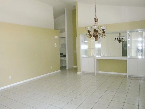 4th image of 583 Toulouse Dr