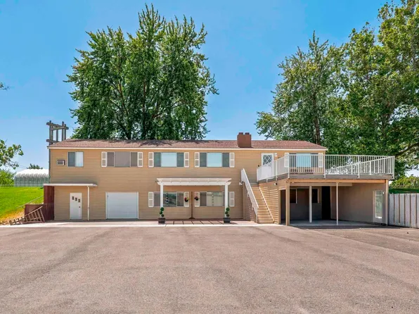 33 Poplar St, Burbank, WA 99323