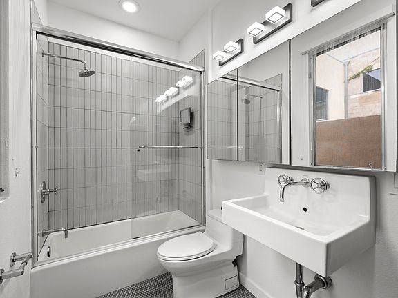 5th image of 1601 Kettner Blvd Unit 21