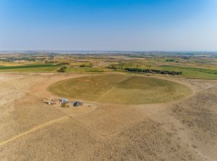 19 Arapahoe Ranch Rd, Pavillion, WY 82523